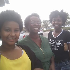 Meet your Posher, Gineta